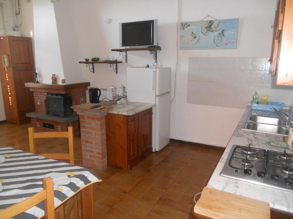 מונטריג'יוני Castellino4Holidays מראה חיצוני תמונה