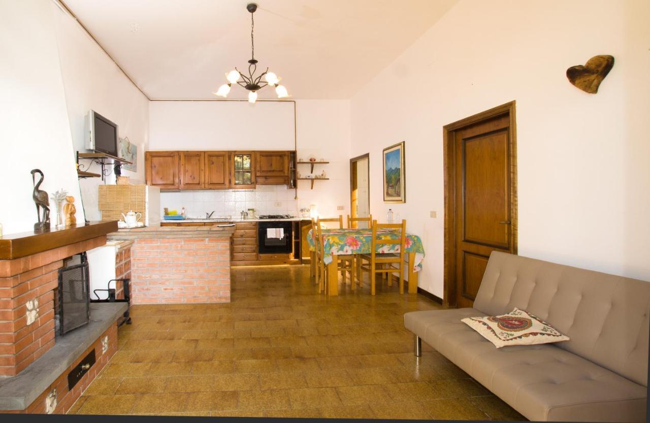 מונטריג'יוני Castellino4Holidays מראה חיצוני תמונה