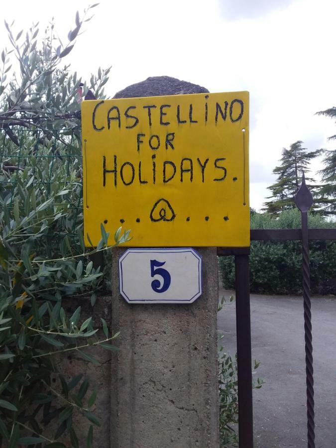 מונטריג'יוני Castellino4Holidays מראה חיצוני תמונה